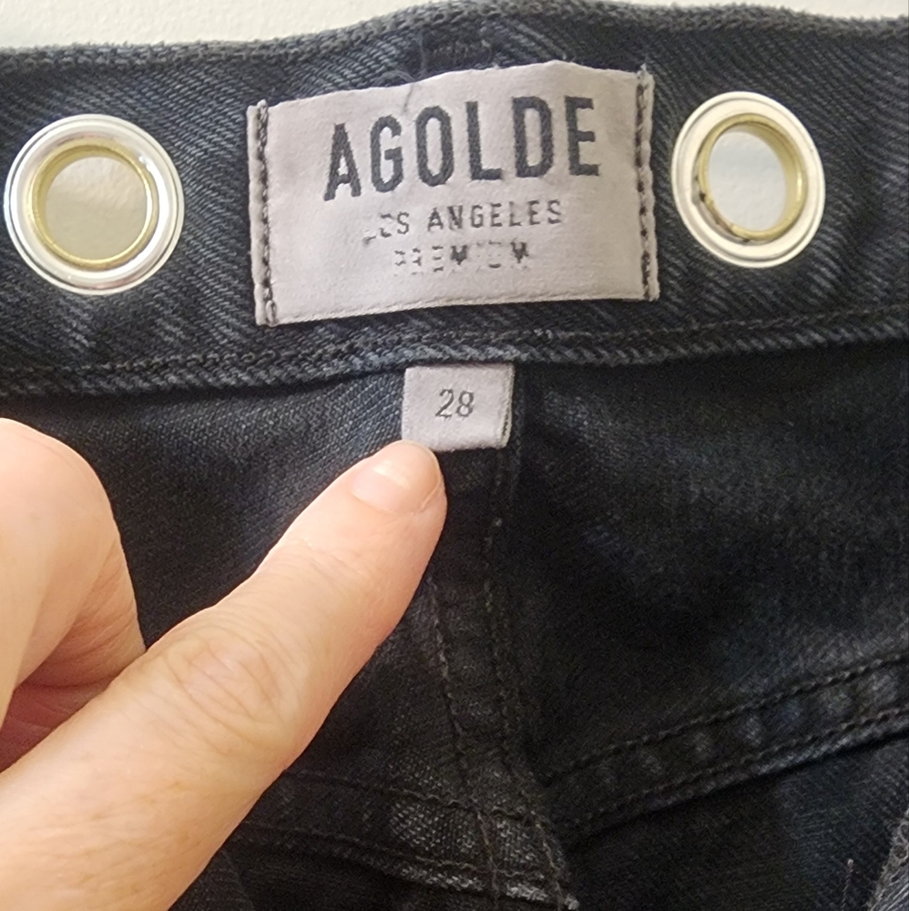 Agolde Stylish Black Jeans with Gold Accents - Picture 3 of 7